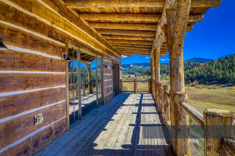 Beautiful Pagosa Springs ranch for sale